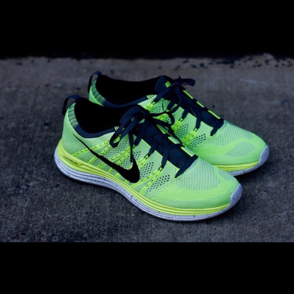 🍏🍏🍏Nike Flyknit Lunar 1 Neon Green 🍏🍏🍏